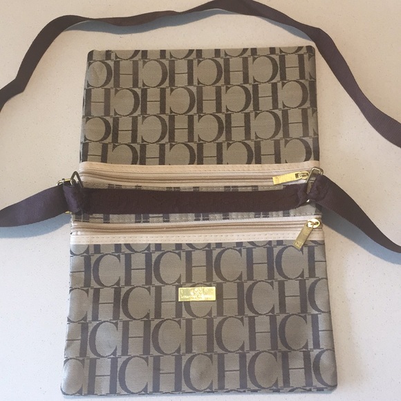 ❌ SOLD 🛍Carolina Herrera Crossbody bag - Picture 4 of 5